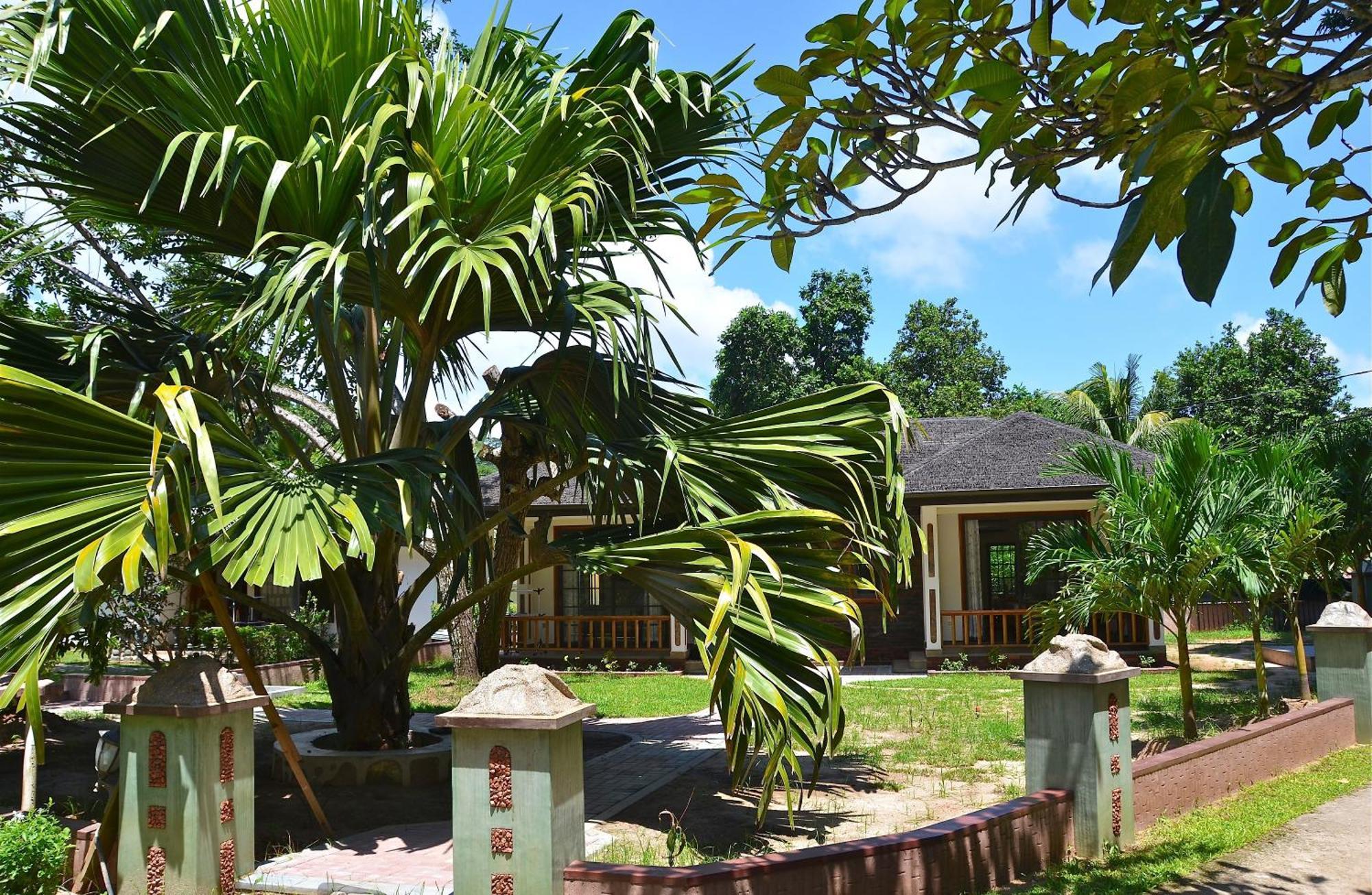 Calou Pensión La Digue Exterior foto